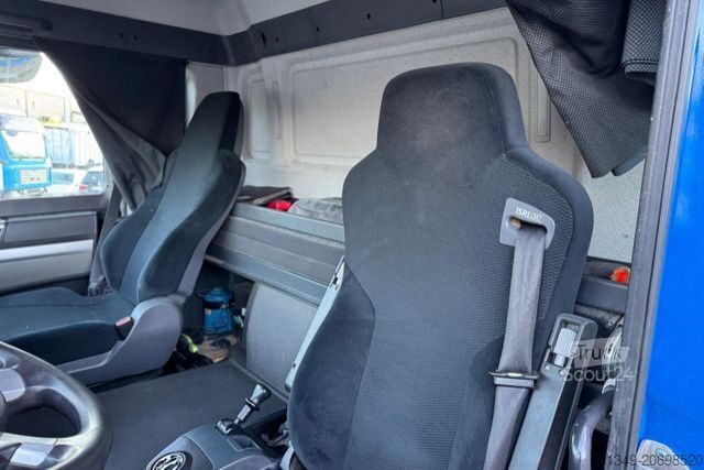 LKW mit Pritsche & Plane MAN TGS 26.440 6x2 LBW