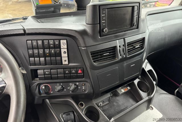 Camión volquete IVECO Stralis 460 6x2 Welaki