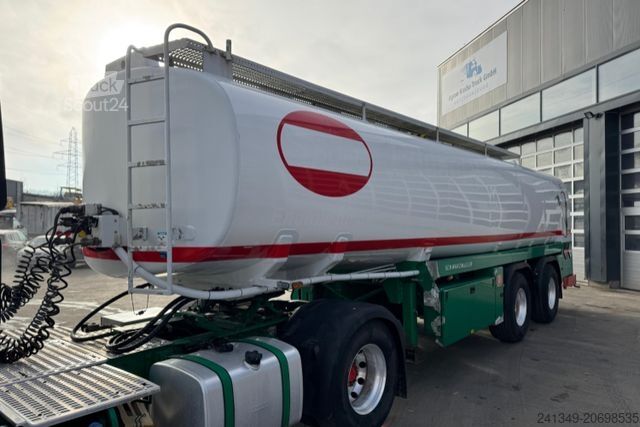 شبه مقطورة صهريج SCHWARZMÜLLER Tank 32'770L 3 Kammern