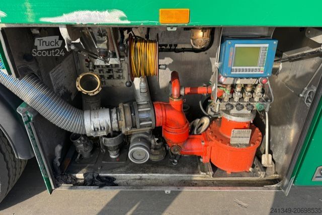 شبه مقطورة صهريج SCHWARZMÜLLER Tank 32'770L 3 Kammern