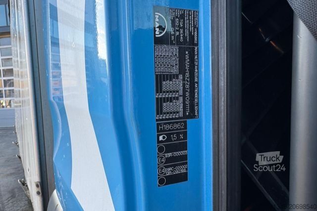 Tentinė platforma sunkvežimis MAN TGA 26.440 6x2