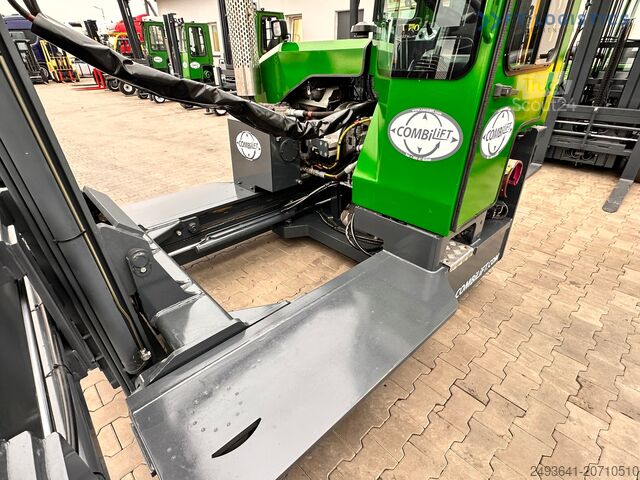 4-way forklift truck Combilift C3000 / 4100 MM / 3 TONS / LPG /LIKE NEW