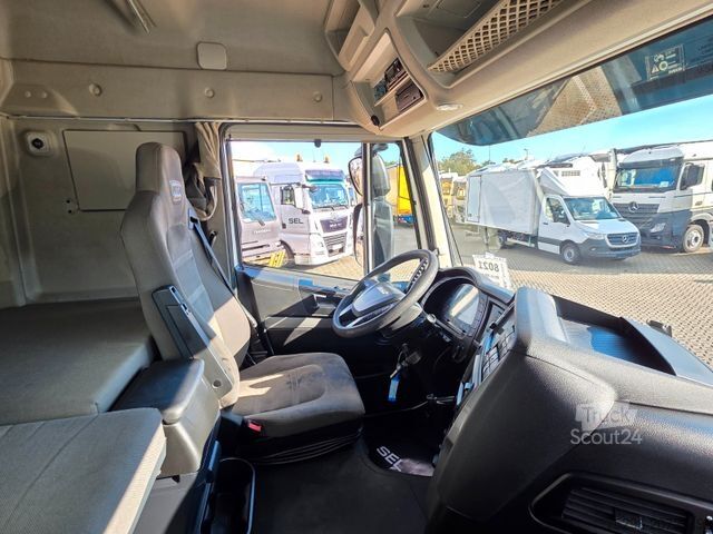 Samochód do przewozu napojów IVECO Stralis 420 / Ladebordwand / Lenkachse /Liftache