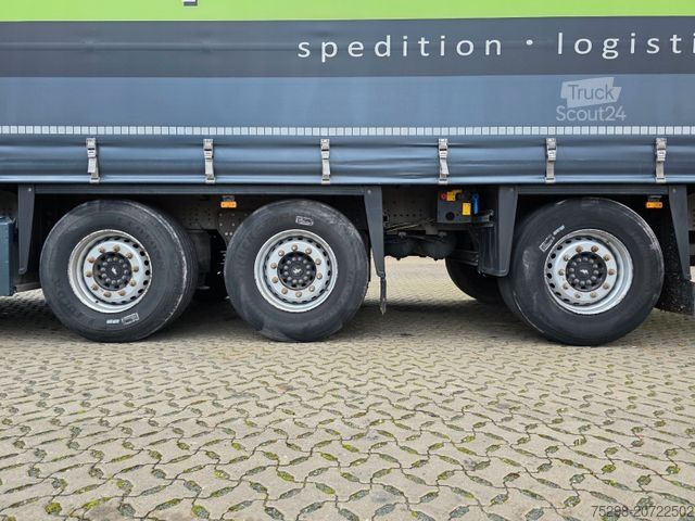 Auflieger mit Pritsche & Plane SCHMITZ CARGOBULL SCS 24 / Staplerhalter. / Palettenk. / Lenkachse