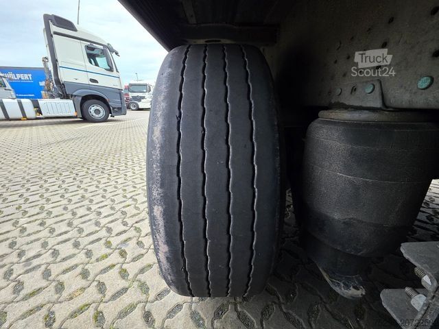 Open semitrailer with tarp SCHMITZ CARGOBULL SCS 24 / Staplerhalter. / Palettenk. / Lenkachse