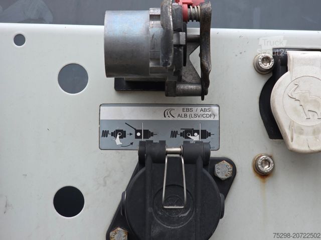 Open semitrailer with tarp SCHMITZ CARGOBULL SCS 24 / Staplerhalter. / Palettenk. / Lenkachse