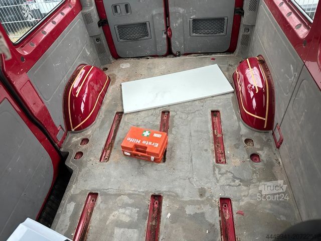 Panelová dodávka MERCEDES-BENZ Sprinter L2H1 Kombi*Tourer 215*Motorschaden