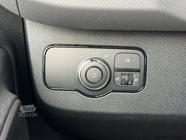 Ван с висока покривка MERCEDES-BENZ Sprinter 315*L2H2*RWD*Automatik*Klima*PDC*Kamera