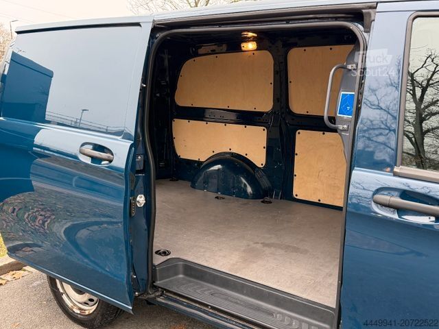 Panelová dodávka MERCEDES-BENZ Vito Kasten 110*lang*Klima*Tempomat*LED*SchwingT