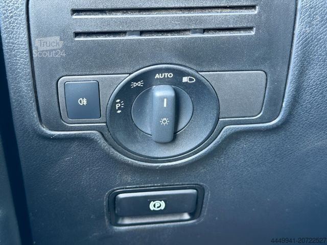 Panelová dodávka MERCEDES-BENZ Vito Kasten 110*lang*Klima*Tempomat*LED*Sitzheiz