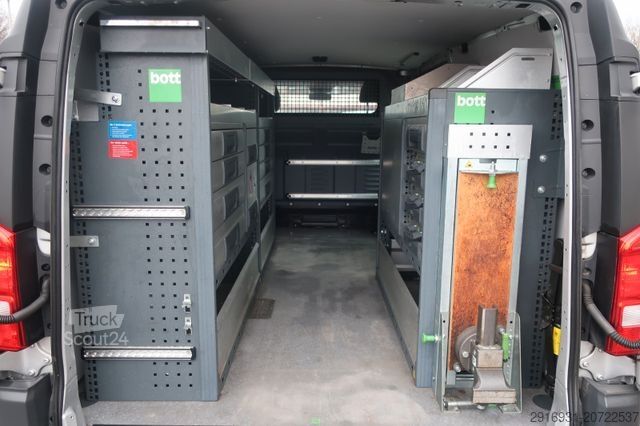 Kastenwagen MERCEDES-BENZ Vito 114CDI 4x4 extralang 1.Hand / FN:52