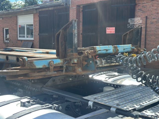 Полуприцеп с сменным кузовом KRONE SD Container Multi HC Liftachse