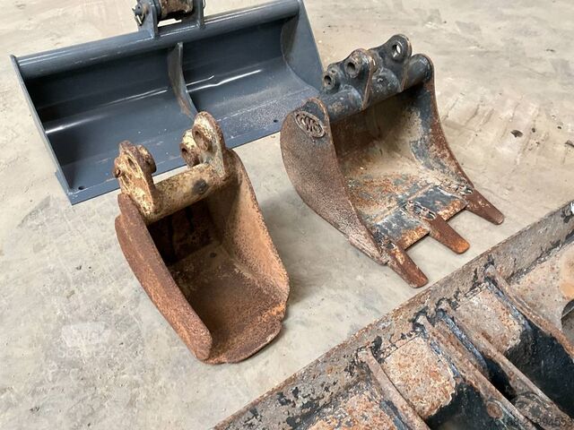 Minikaivinkone JCB 16 C-1