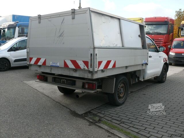 Driezijdige kipper bestelwagen TOYOTA Hilux 2,5*3-Seiten Kipper*