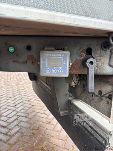 Transport refrigerat/congelat LAMBERET Maxima, 1300  LBW Taillfit , 265 cm height, Pal...