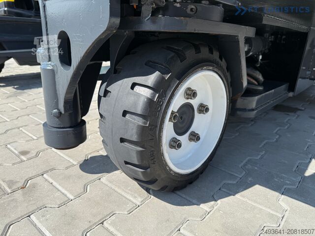 4-vejs gaffeltruck Combilift C5000E / TRIPLEX 8300MM WIDE POSITIONER