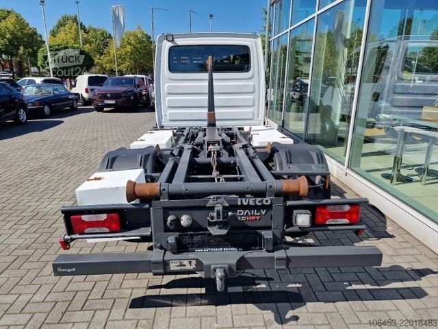 Kitas IVECO Daily 65-17 Doka Haken ASK/7 Sitzer/2xAHK/Stand