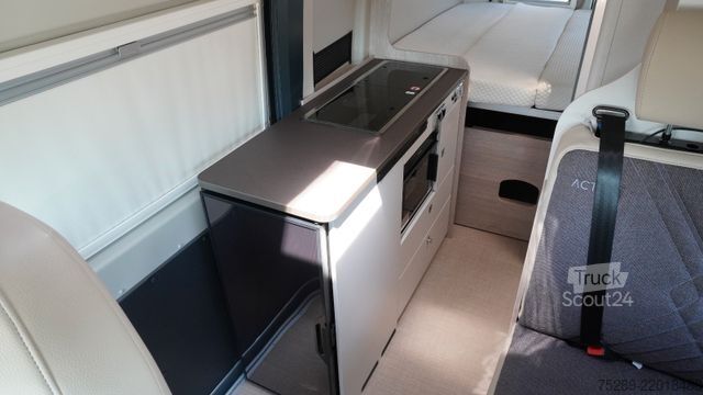 Camper BÜRSTNER Campeo 640 Thule Kastenwagen