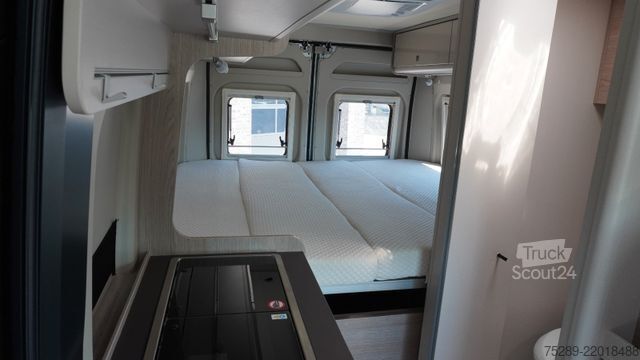 Camper BÜRSTNER Campeo 640 Thule Kastenwagen