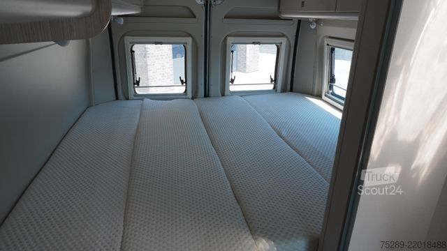 Camper BÜRSTNER Campeo 640 Thule Kastenwagen