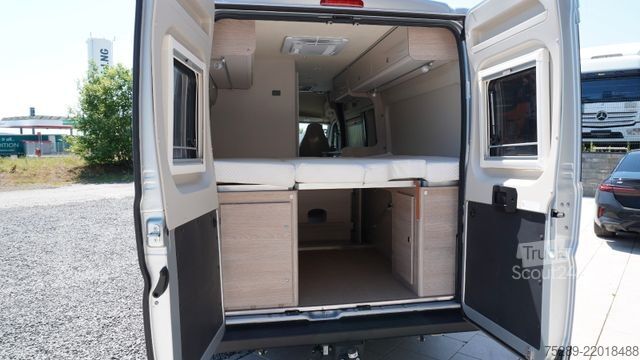 Camper BÜRSTNER Campeo 640 Thule Kastenwagen