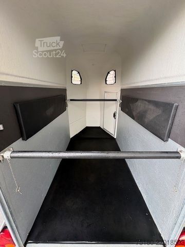 Přívěs pro přepravu koní CHEVAL LIBERTE Gold One Pferdeanhänger  1,6t DS  1.Hd