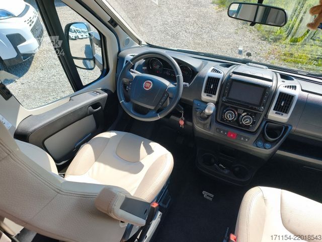 Integrált lakóautó BÜRSTNER Limited T690, AHK, Klima, Automatik, Hubbett
