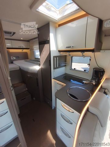 Integrált lakóautó BÜRSTNER Limited T690, AHK, Klima, Automatik, Hubbett