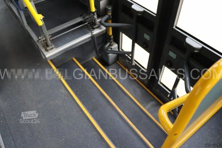 Mercedes-Benz Intouro ME 12,98 m / rullstolslift Mercedes-Benz Intouro ME 12,98m / Lift