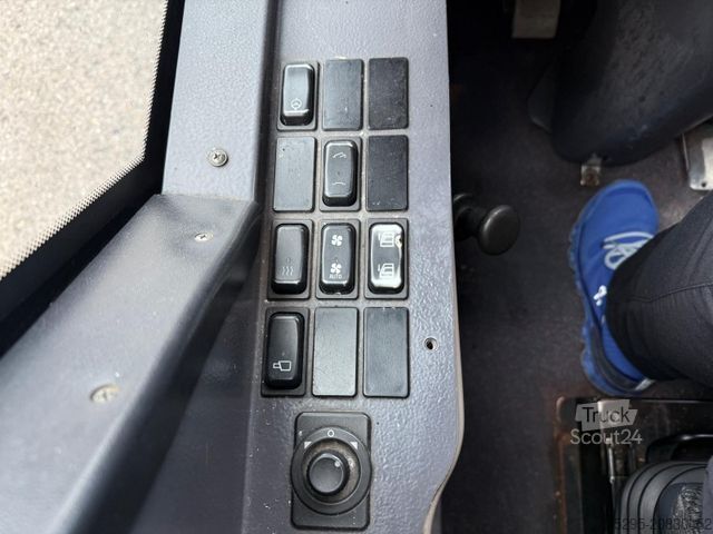 Pilsētas autobuss EVOBUS O530 Ausstellungs+Promobus Markise TÜV 05/2025