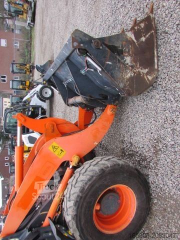 Wiellader KOMATSU WA 100 M-7 Radlader 28.000 EUR