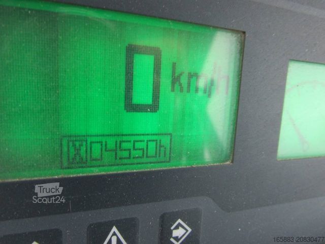 Wiellader KOMATSU WA 100 M-7 Radlader 28.000 EUR