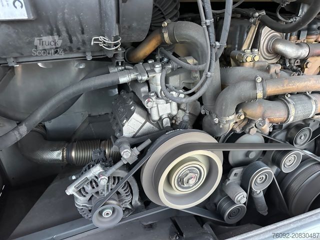 Tilausajobussi MERCEDES-BENZ Tourismo RH-K (wenig Km*DE*TOP) S511 HD