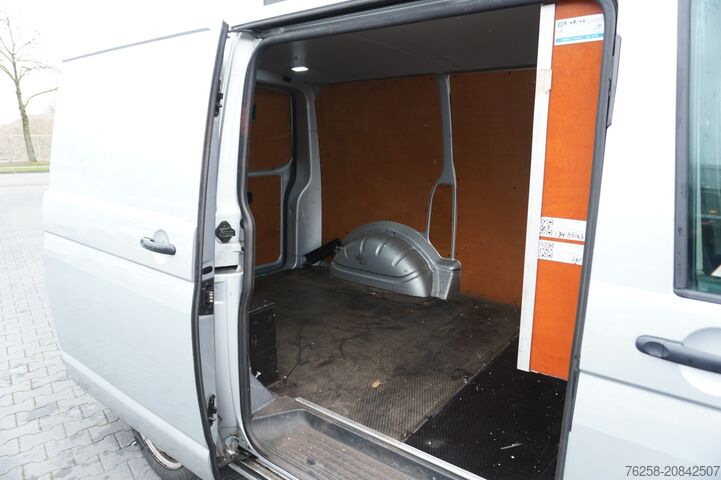 Delivery van Volkswagen Transporter 2.0 TDI 150PK Automaat EURO 6 - Air...