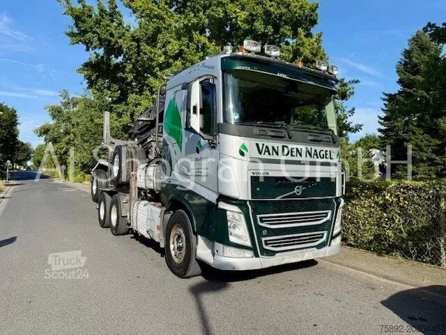 Standard-SZM Volvo FH 540 Holz Kran Palfinger S270L83/Komplettzug