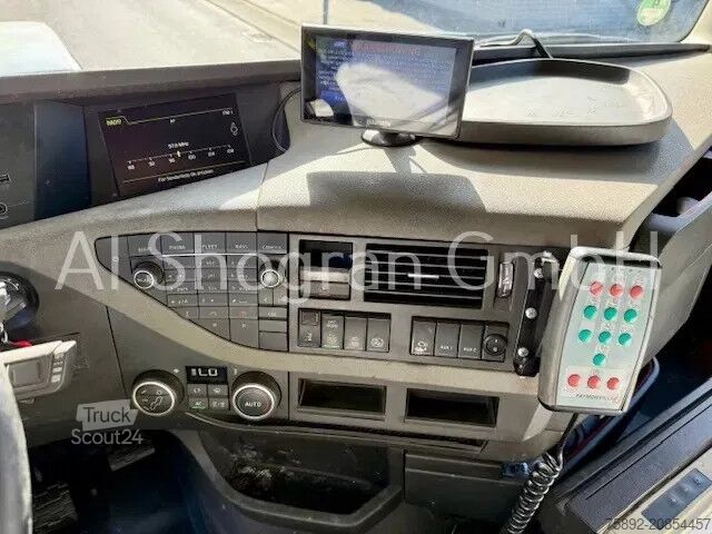 Standard-SZM Volvo FH 540 Holz Kran Palfinger S270L83/Komplettzug