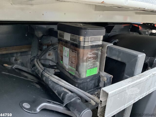 Tipper with crane DAF FAN LF 220 Euro 6 Hiab 11 Tonmeter laadkraan Ju...