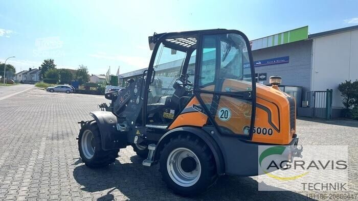 Yardlader Giant G5000