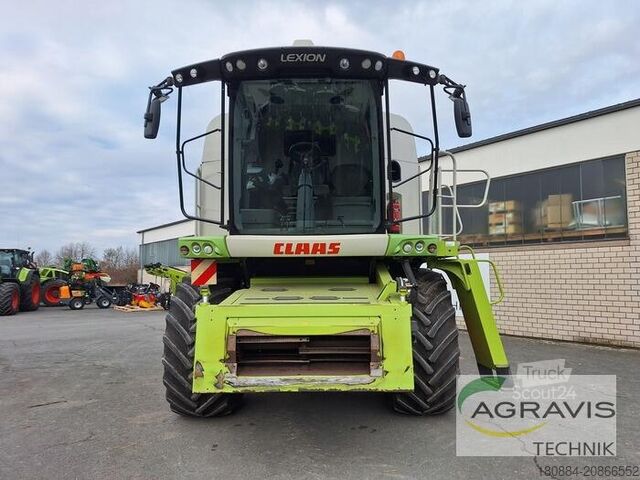 Kombajn za žetev in mlatev Claas LEXION 630