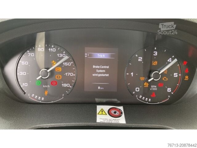 Półzintegrowany kamper PROFILA RS 720 EF 180PS+MARKISE+LITHIUM+4,4t EF 180PS+MARKISE+LITHIUM+4,4t