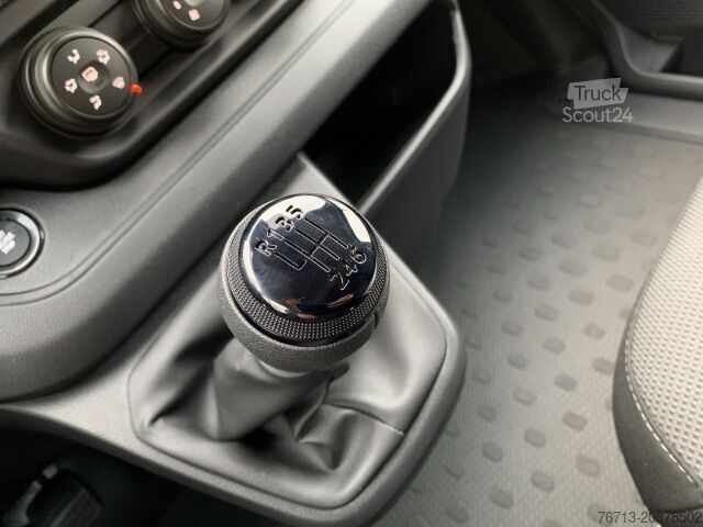 Duba panelată Renault Trafic KOMFORT L2H1 3,1T BLUE DCI 150 LED+DAB+ZV