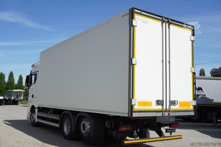 Chłodnia MAN TGX 26.470 6x2 / 80 tho. km!! / 2023
