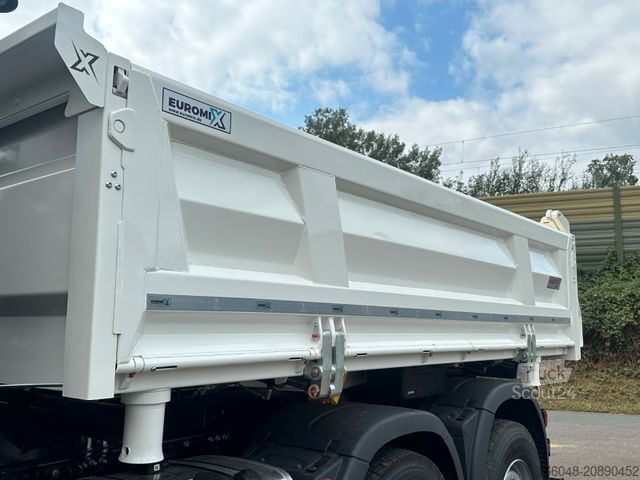 Outro MAN TGS 28.440 6x4-4/3-Seiten- Kipper / Hiab 138-3