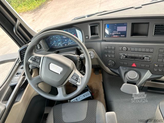 Outro MAN TGS 28.440 6x4-4/3-Seiten- Kipper / Hiab 138-3