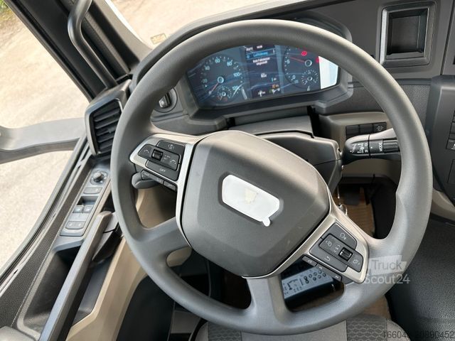 Outro MAN TGS 28.440 6x4-4/3-Seiten- Kipper / Hiab 138-3