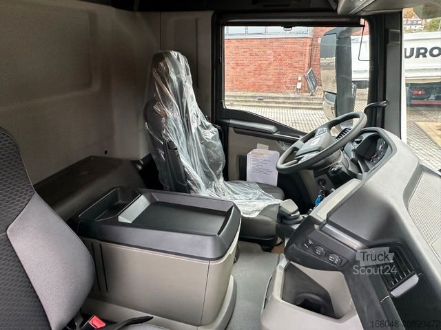 Outro MAN TGS 33.440 6x6 /3-Seiten- Kipper / Kran HIAB 302