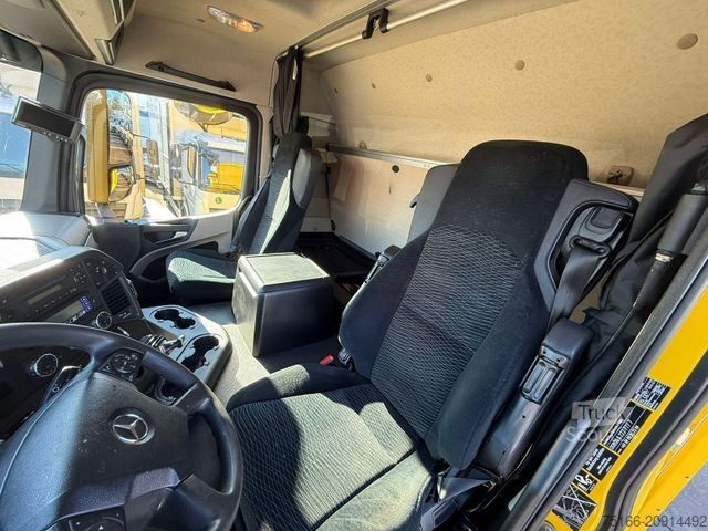 Hűtős teherautó MERCEDES-BENZ ANTOS 2540 L Kühlkoffer 8,2 m LBW 2 T*CARRIER