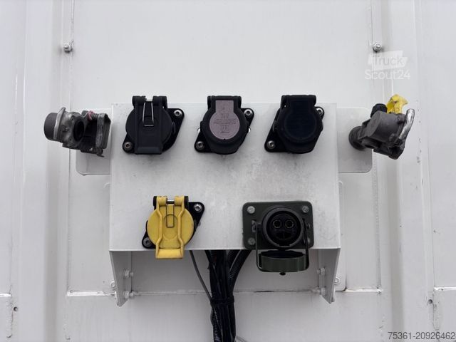 Tieflader-Sattelauflieger  Wiese Gabel Stapler Transport Tieflader WINDE