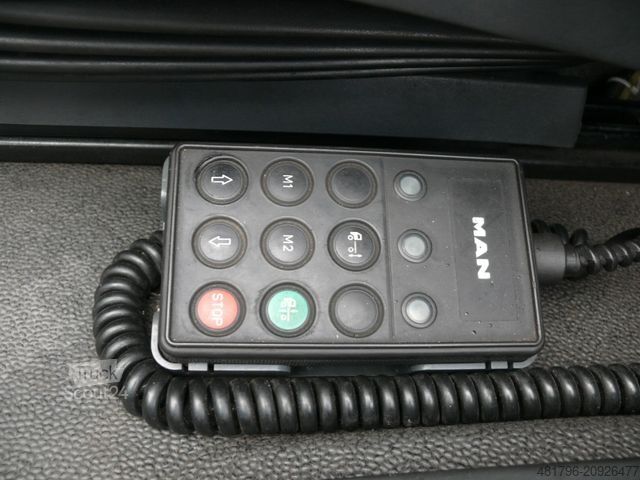 Transporter mit Pritsche & Plane MAN TGL 8.250*P+P*Euro 5*Standhzg*Klima