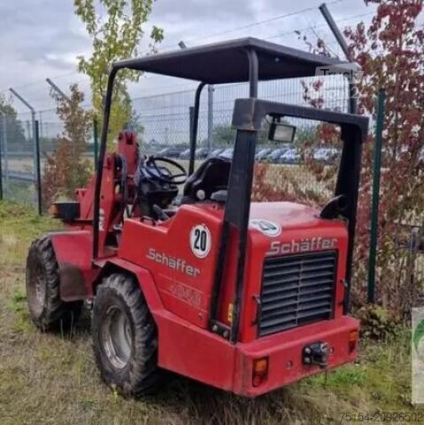 Ciągnik terminalowy Schäffer 4048